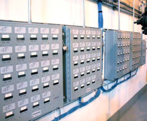 In the Park Plaza basement, 122 Class 1000 E-Mon D-Mon meters installed in multiple meter units connect via Ethernet link to the building engineer’s PC, where monthly resident billing statements based on actual electrical usage are generated.