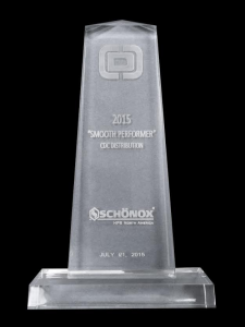 HPS Schönox presented the Schönox Smooth Performer Award to CDC Distributors.